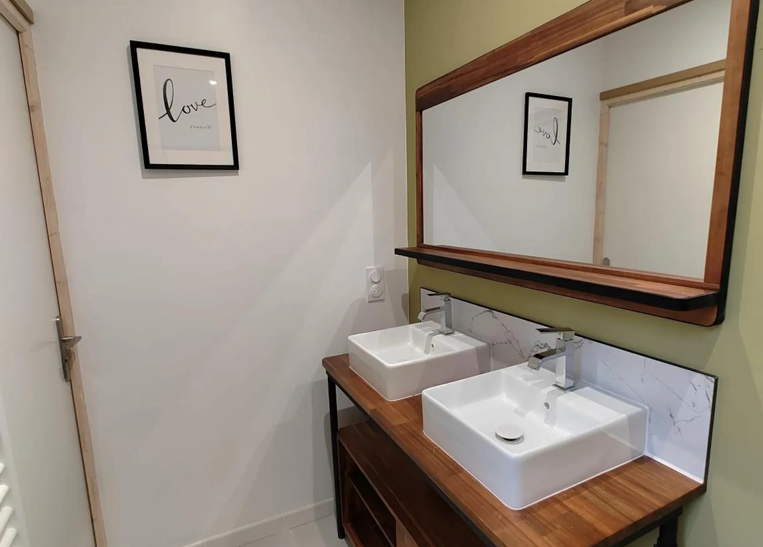 Magnifique Duplex De 135 M2 Pour Vos Sejours Jusqu'A 10 A Lourdes Apartment